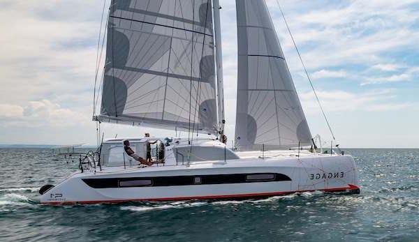 Specifications OUTREMER 51