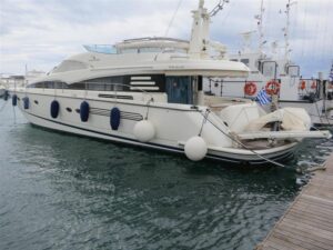 Fairline Squadron 52