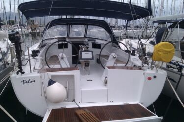 Hanse 415