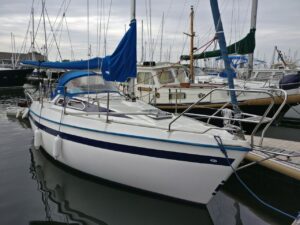 Tes 678 Bt with lift keel