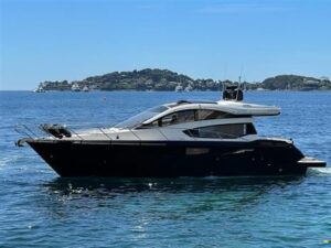 Galeon 305 HTS