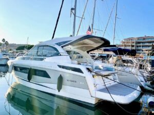 Galeon 305 HTS