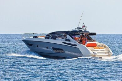 Azimut Atlantis 48 Hard Top