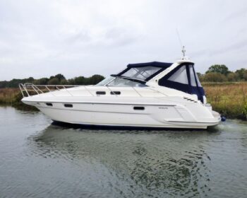 Sealine S37 Sports Cruiser