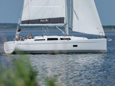 Hanse 348