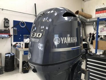 Used Yamaha 130HP 4-Stroke Outboard Motor Engine